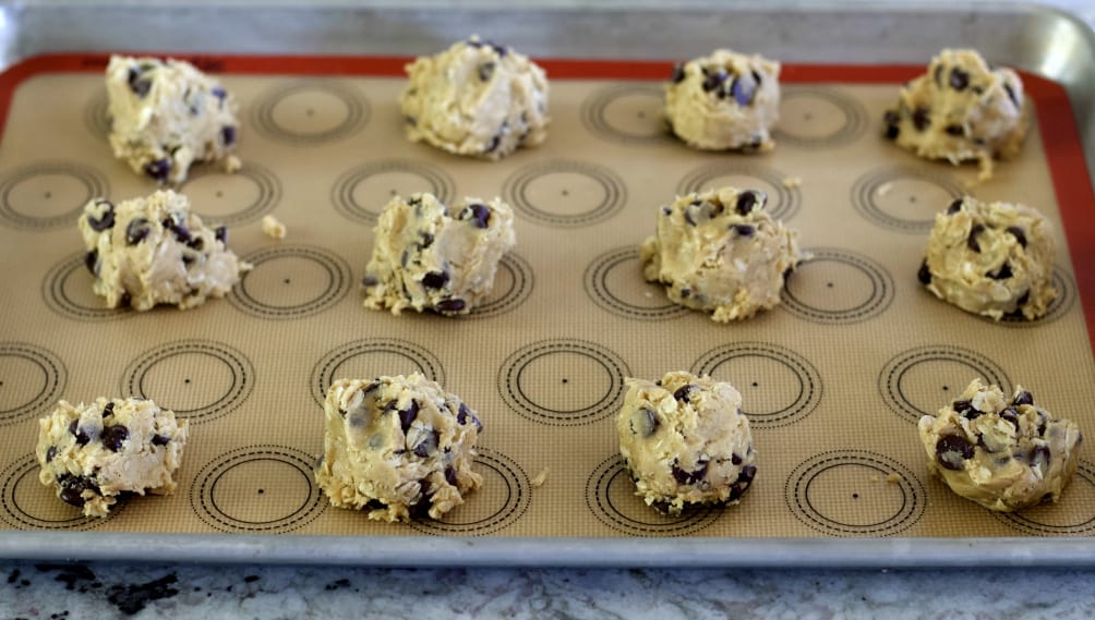 chocolate chip oatmeal peanut butter cookies- raw