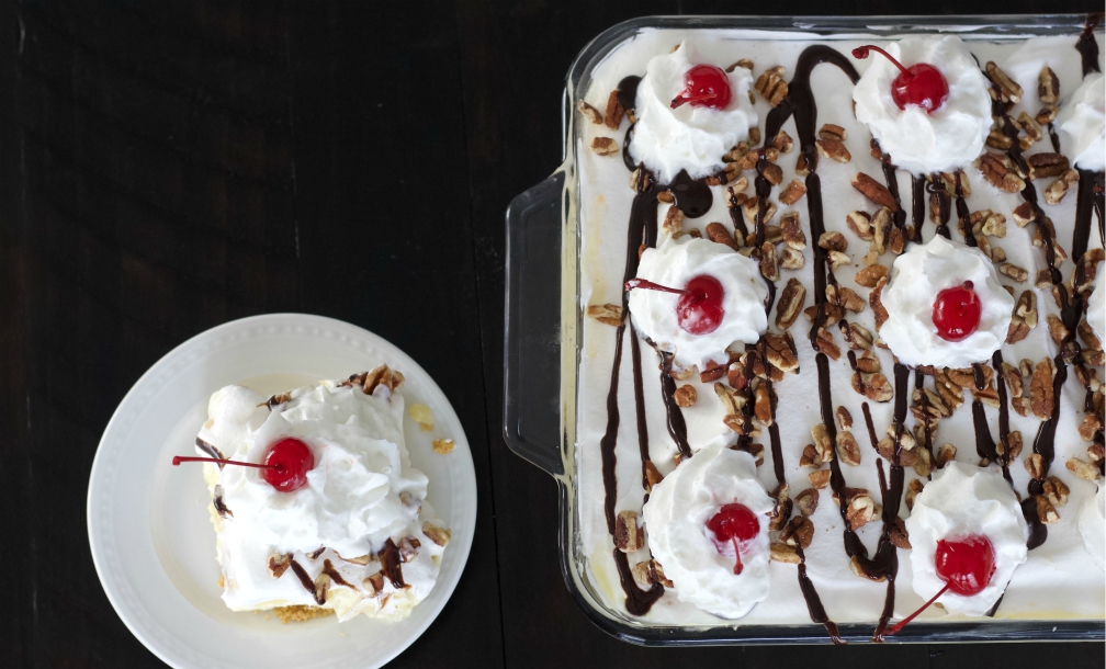 banana split cake pan plus single serving