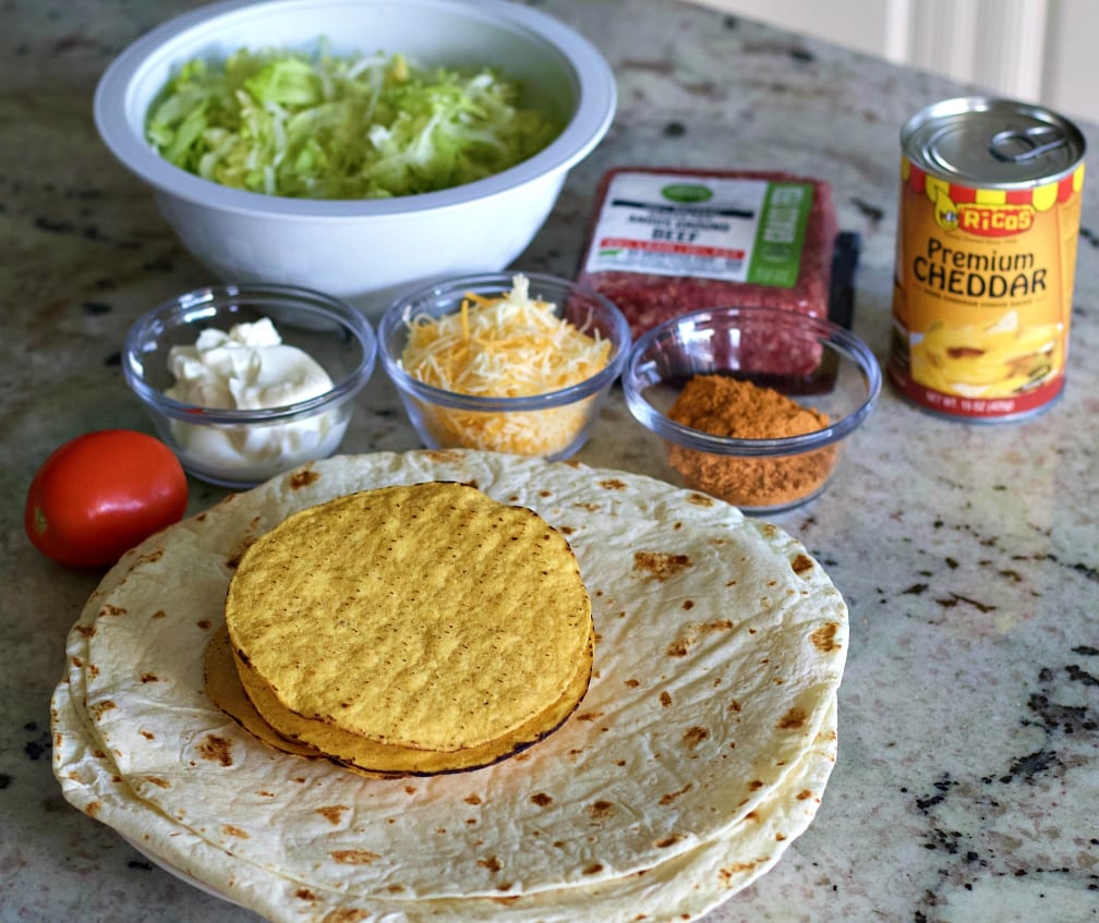 crunchwrap supreme ingredients