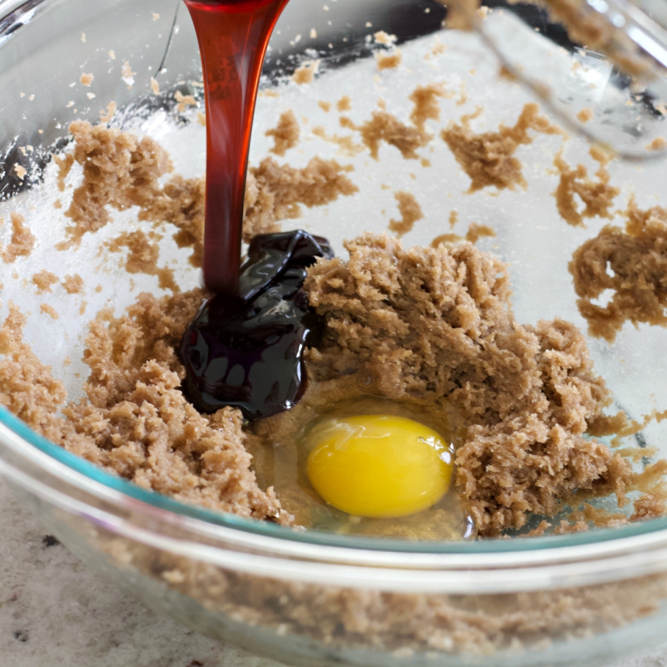 mixing wet ingredients