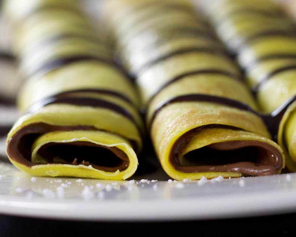 nutella filled sweet crepes
