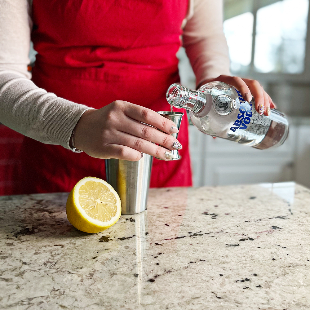 measuring vodka