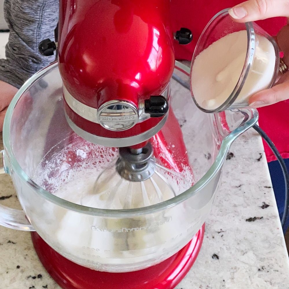 adding sugar to whipped egg whites
