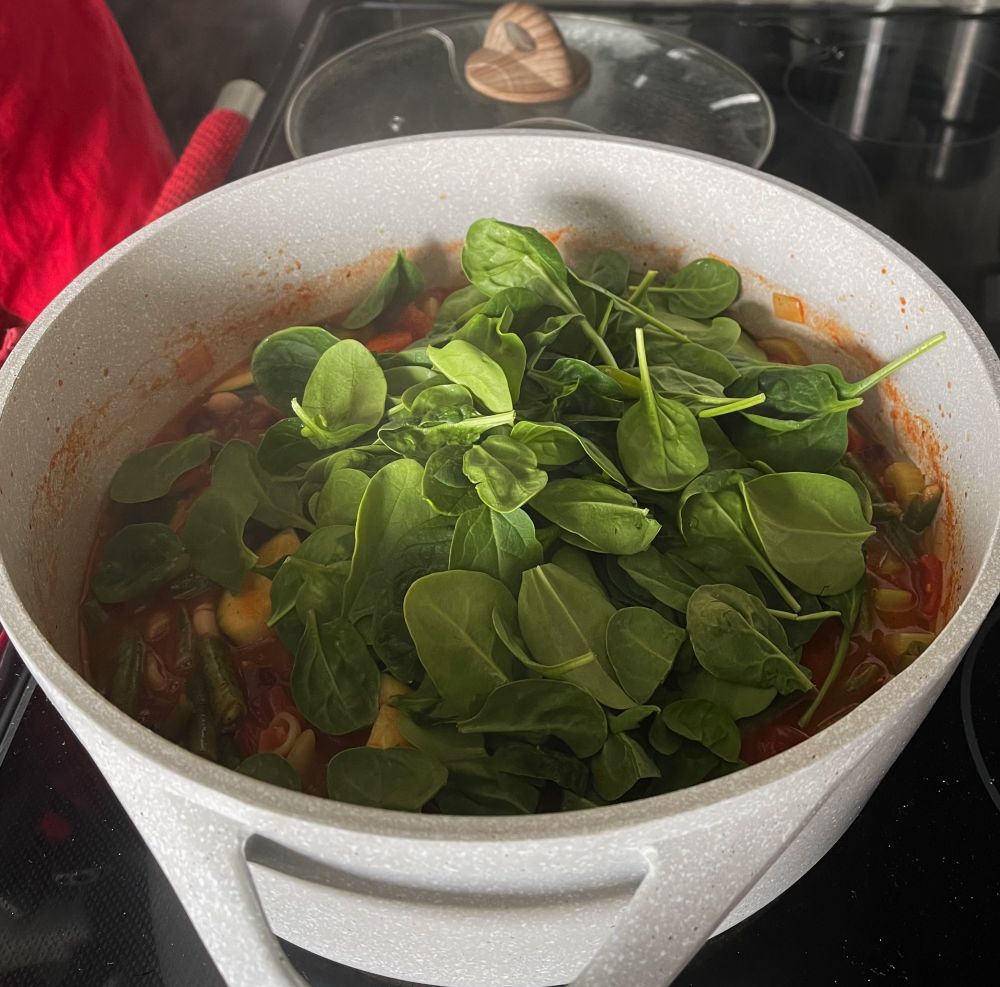 Healthy Olive Garden Minestrone Soup 12 spinach in minestrone soup