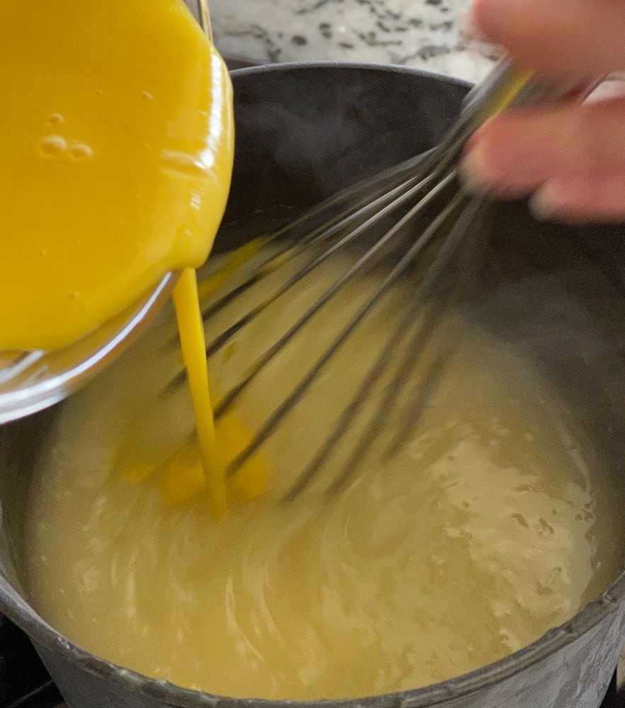 making lemon pie filling