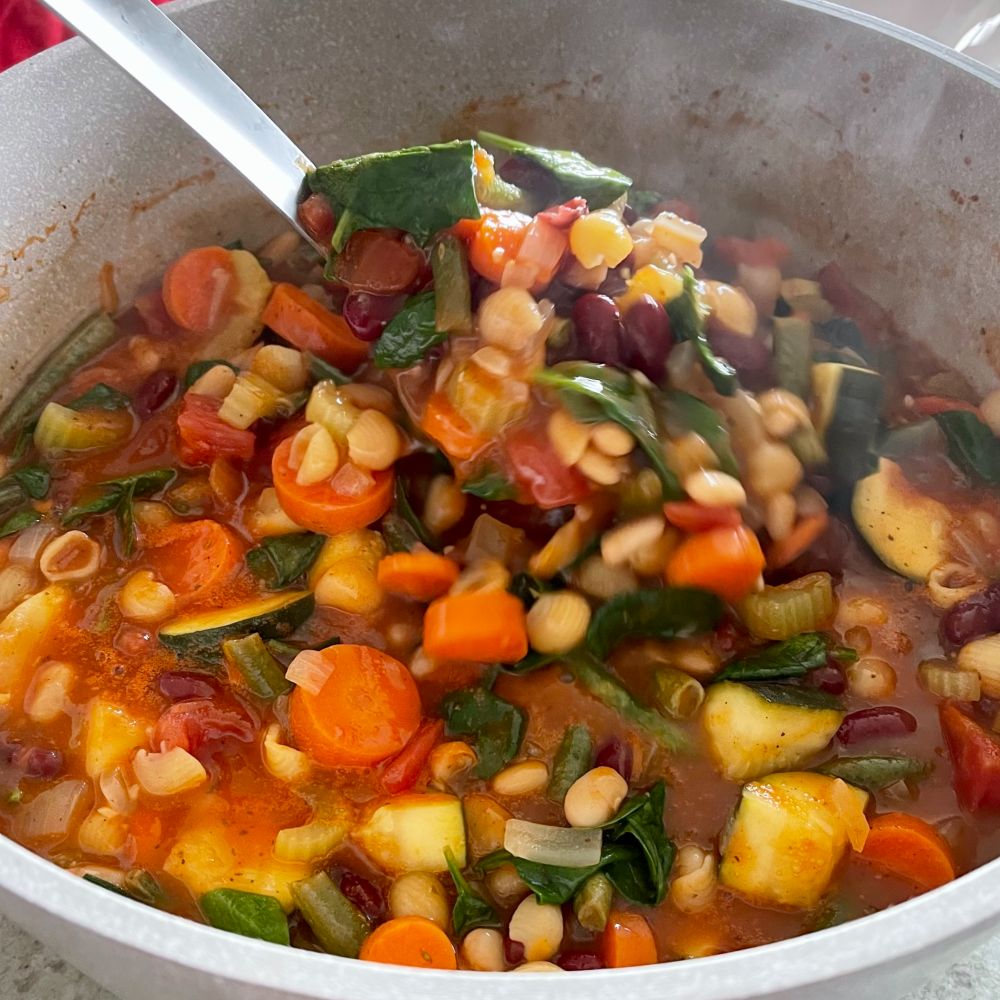 cooked minestrone soup