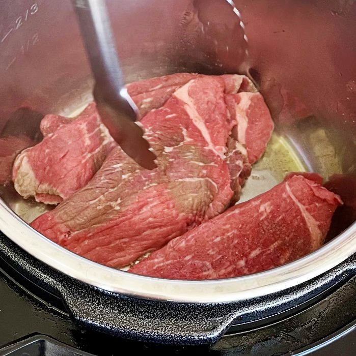 browning meat on saut&eacute; function-instant pot