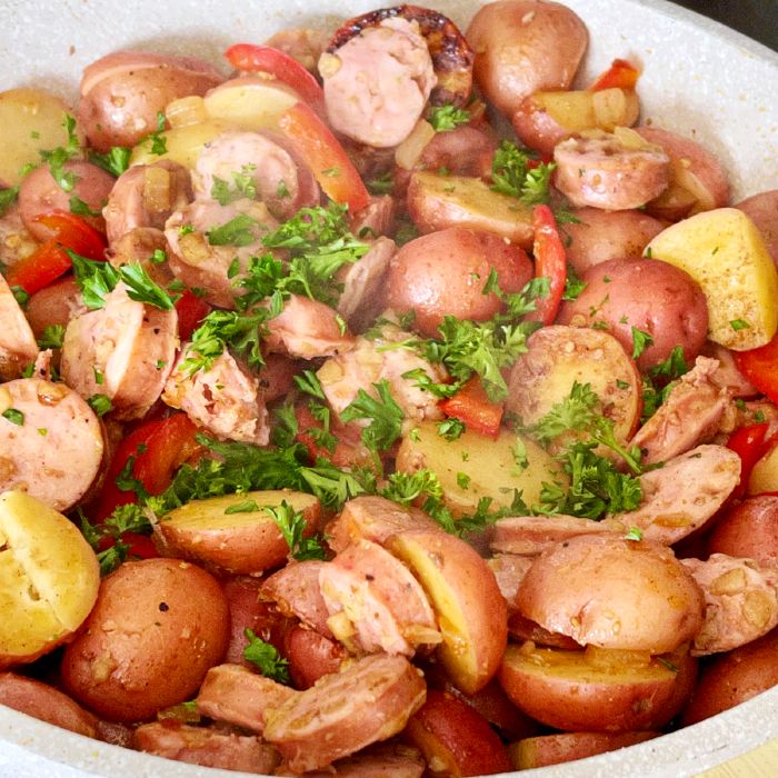 Sausage and Potatoes Stir Fry 8 sausage and potatoes stir fry