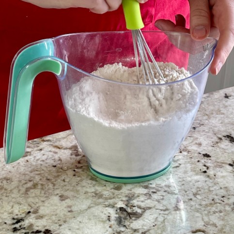 whisking dry ingredients