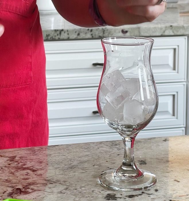 fill glass with ice
