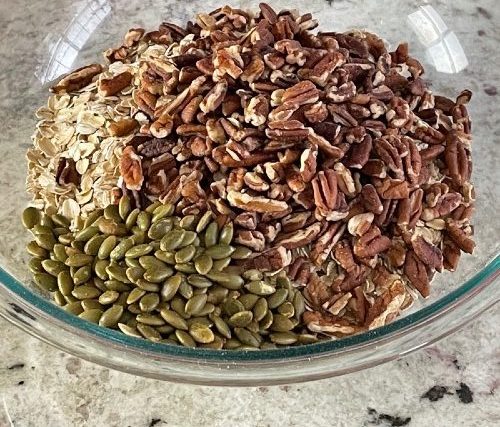 pumpkin granola-dry ingredients in bowl