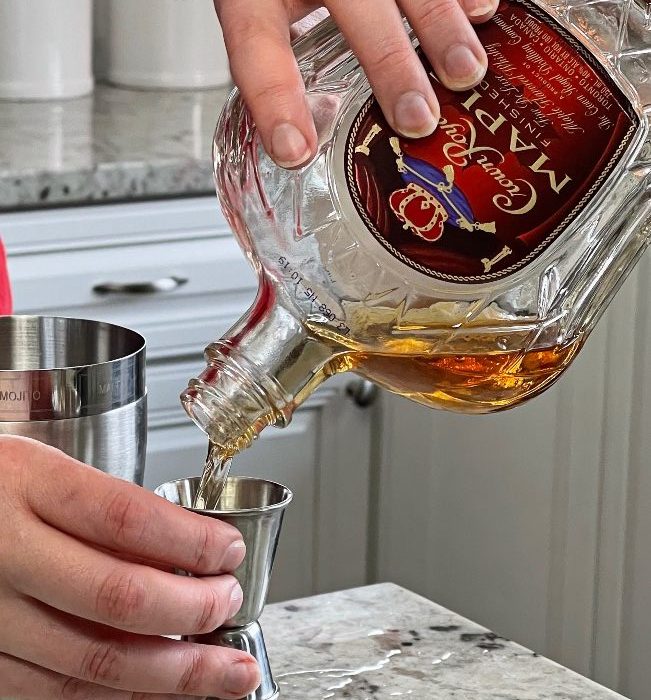 making crown royal maple cocktail
