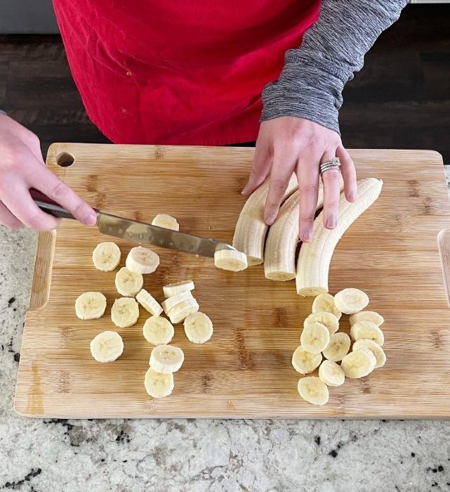 cut bananas into slices