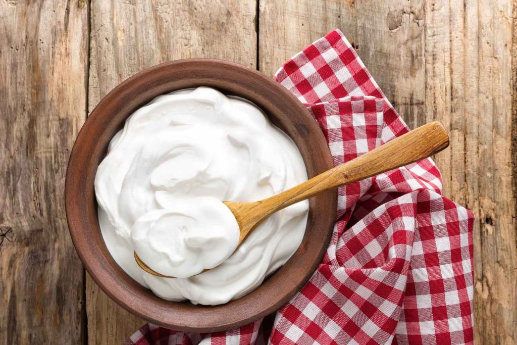 greek yogurt in bowl