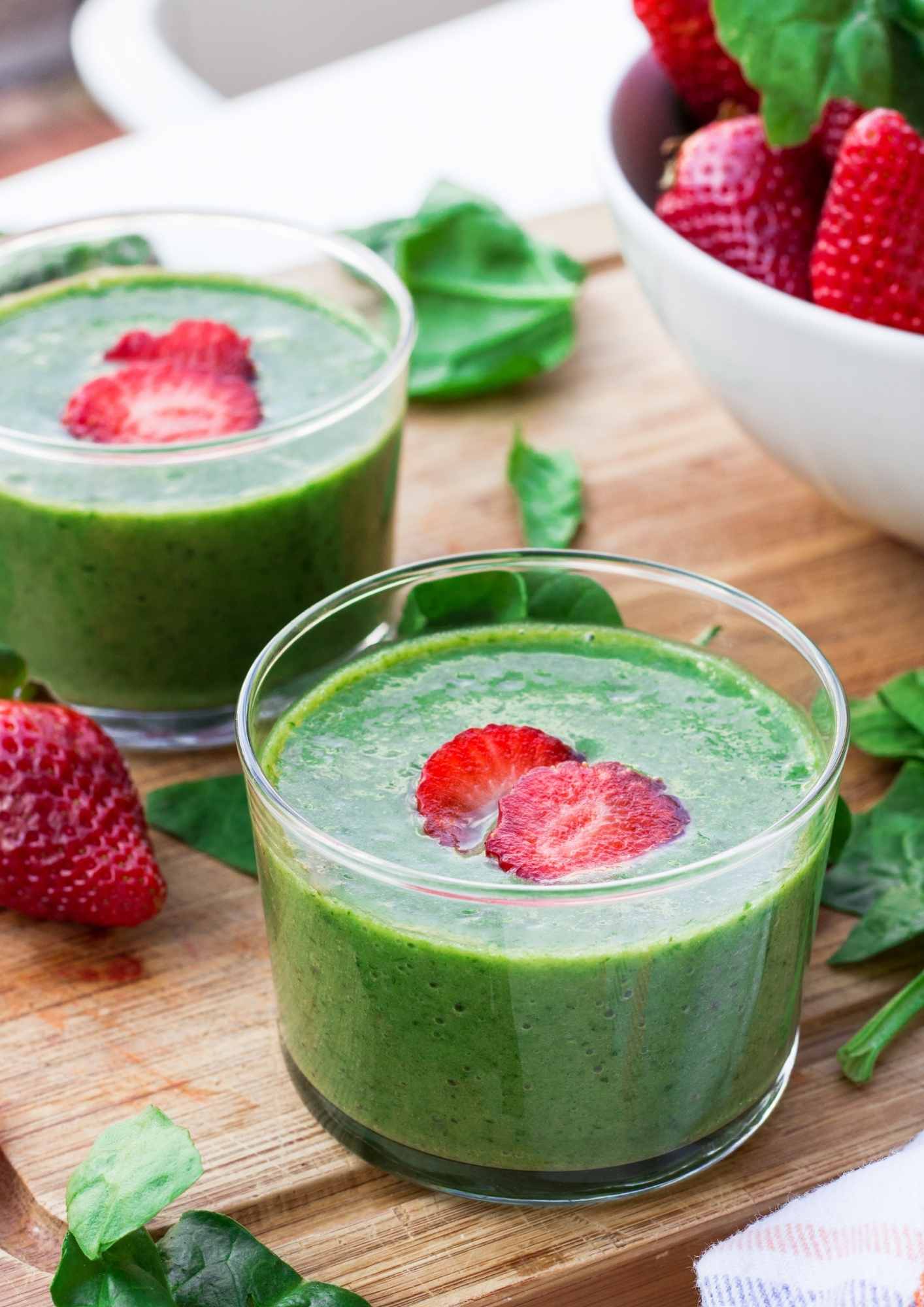 spinach strawberry smoothie