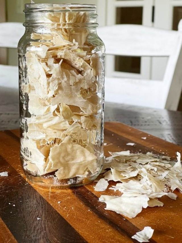 dried starter in a jar