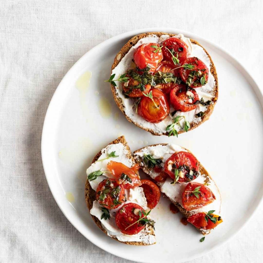 goat cheese crostini 2