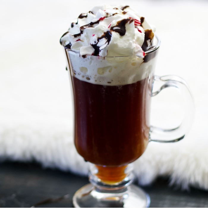 coffee cocktail with baileys, peppermint and kahlua