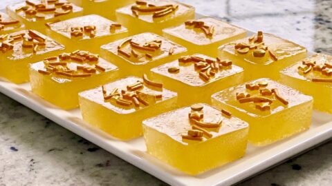 festive champagne gelatin cocktails