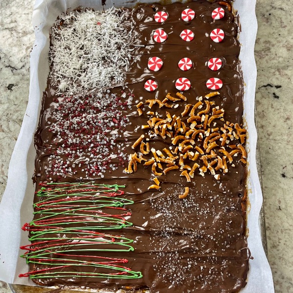 Christmas crack recipe ready to break apart and serve.