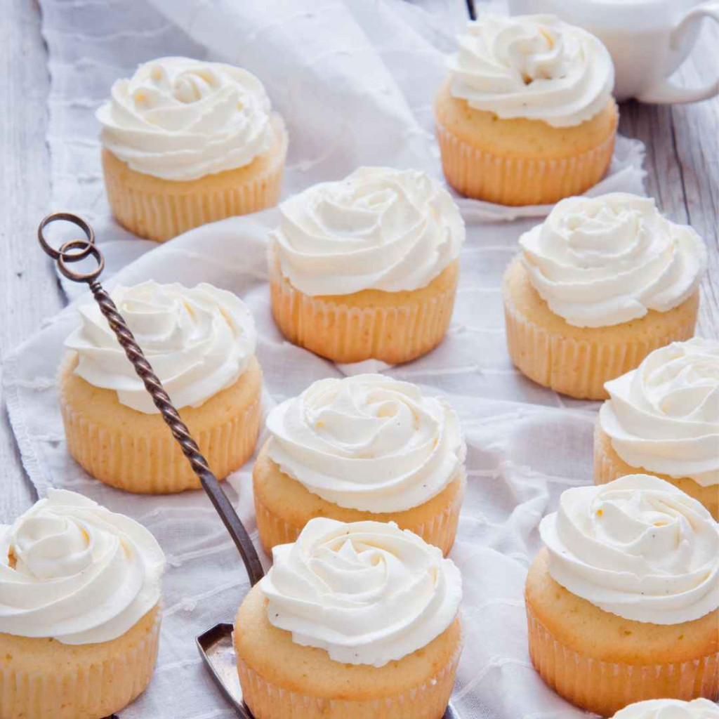 Homemade vanilla cupcakes