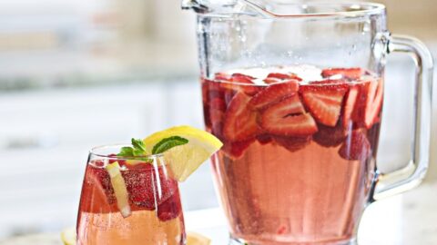 strawberry Ros&eacute; Sangria