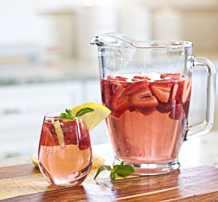 Easy and Delicious Rosé Sangria Recipe 1 strawberry Rosé Sangria
