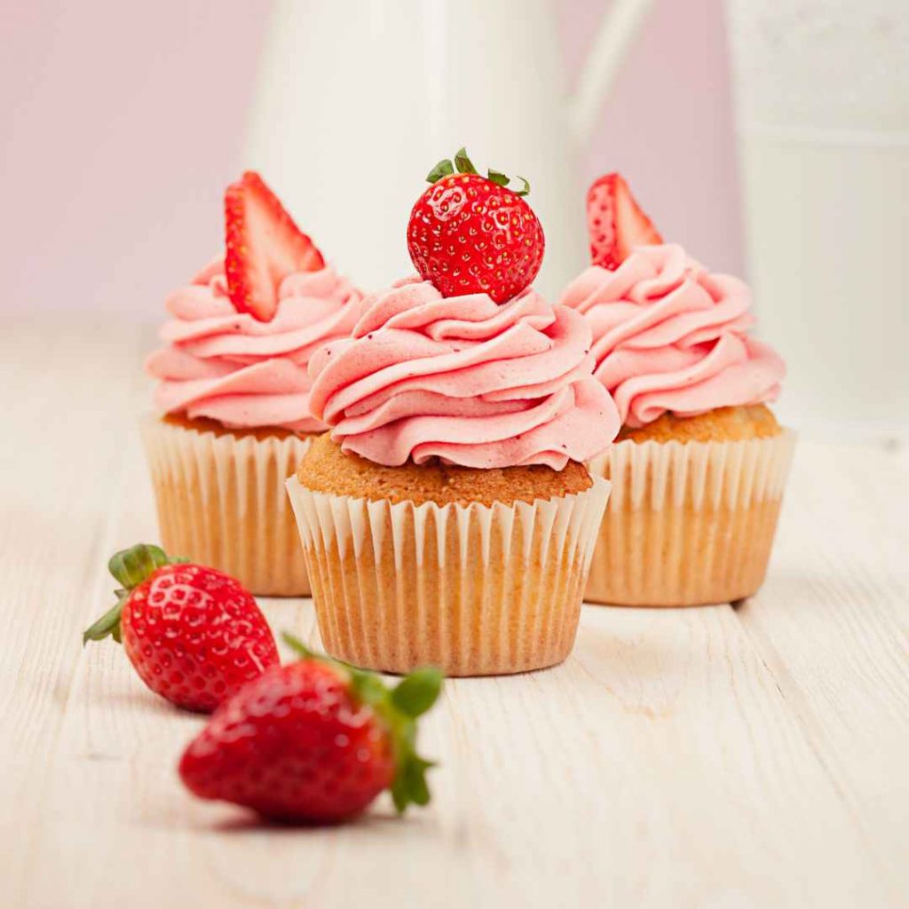 strawberry cupcakes 2