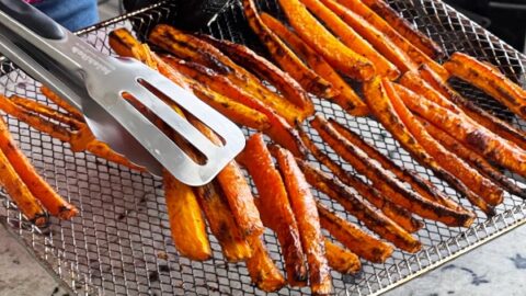 air fryer carrot fries ready to serve