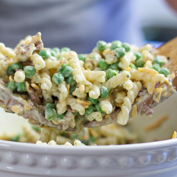 pea salad with bacon