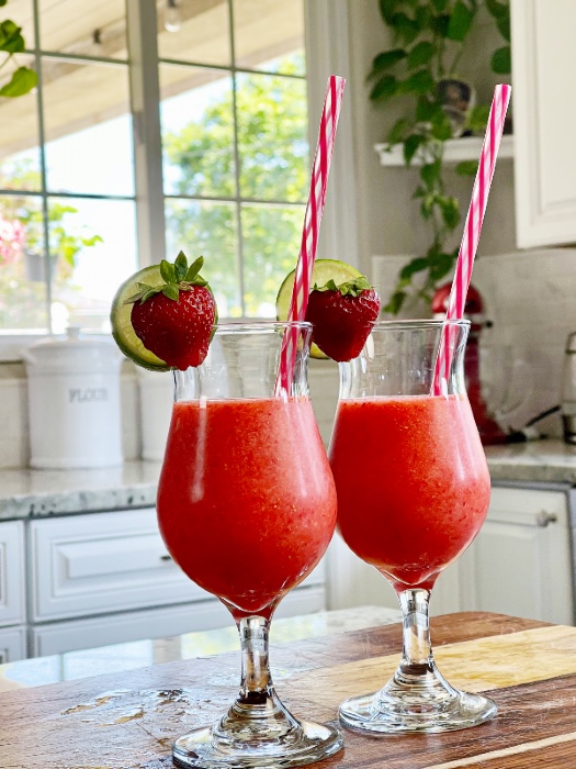 virgin strawberry daiquiri