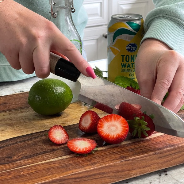 strawberry basil mojito mocktail-prep