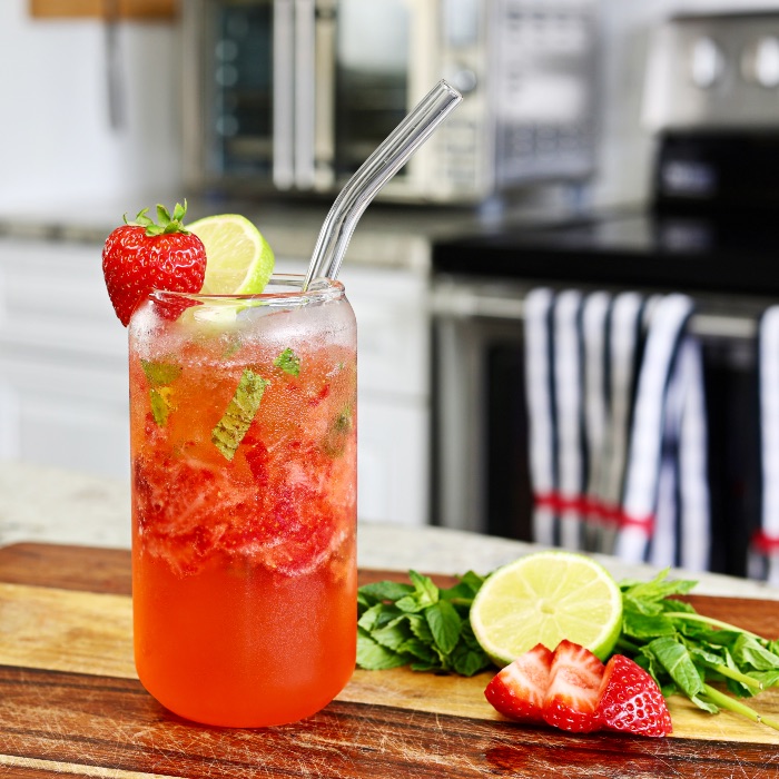 virgin strawberry basil mojito
