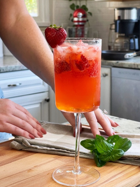 strawberry bubbler mocktail
