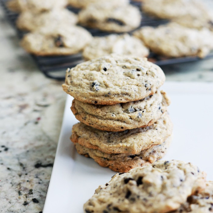 stacked Oreo cookies
