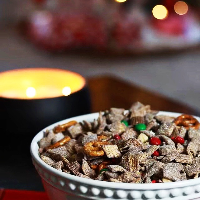 Reindeer puppy chow