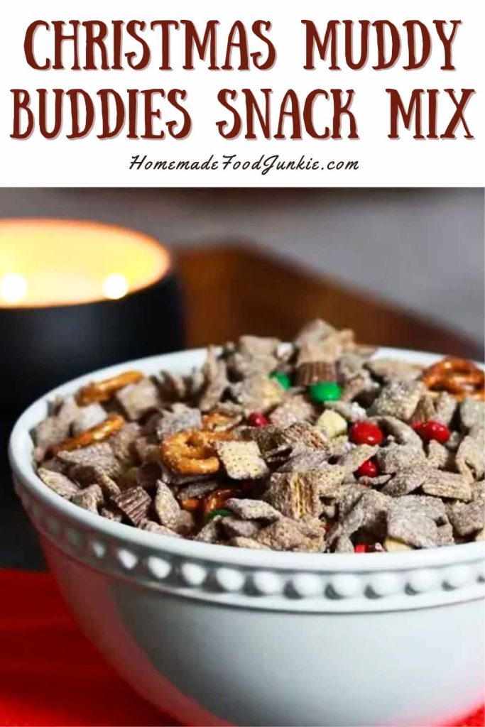 christmas muddy buddies snack mix