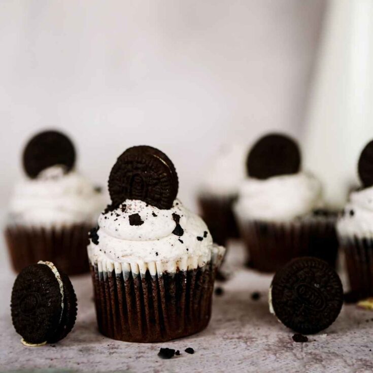 cookies and cream cupcakes 1