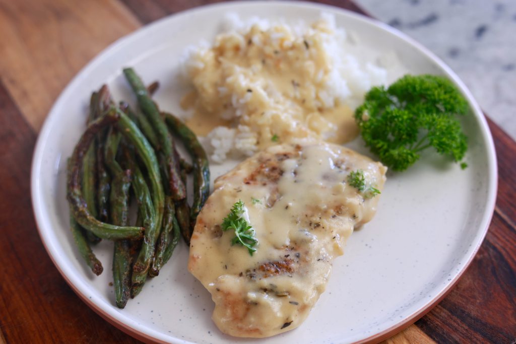 Irresistible Creamy Garlic Chicken Skillet Recipe 3 Best creamy garlic chicken