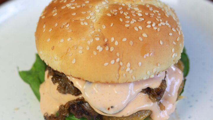 smash burger on the blackstone