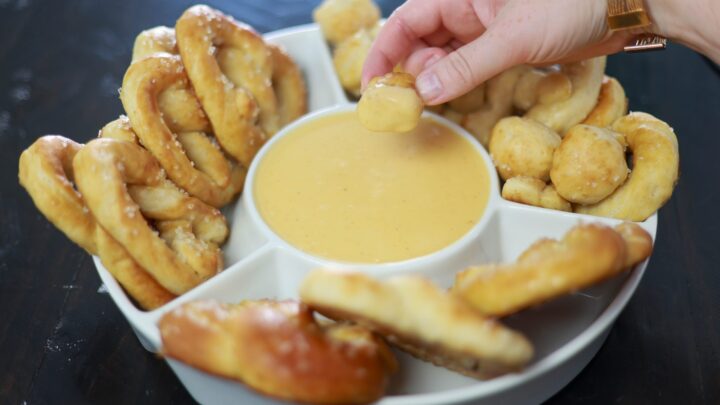 Delicious Beer Cheese Dip