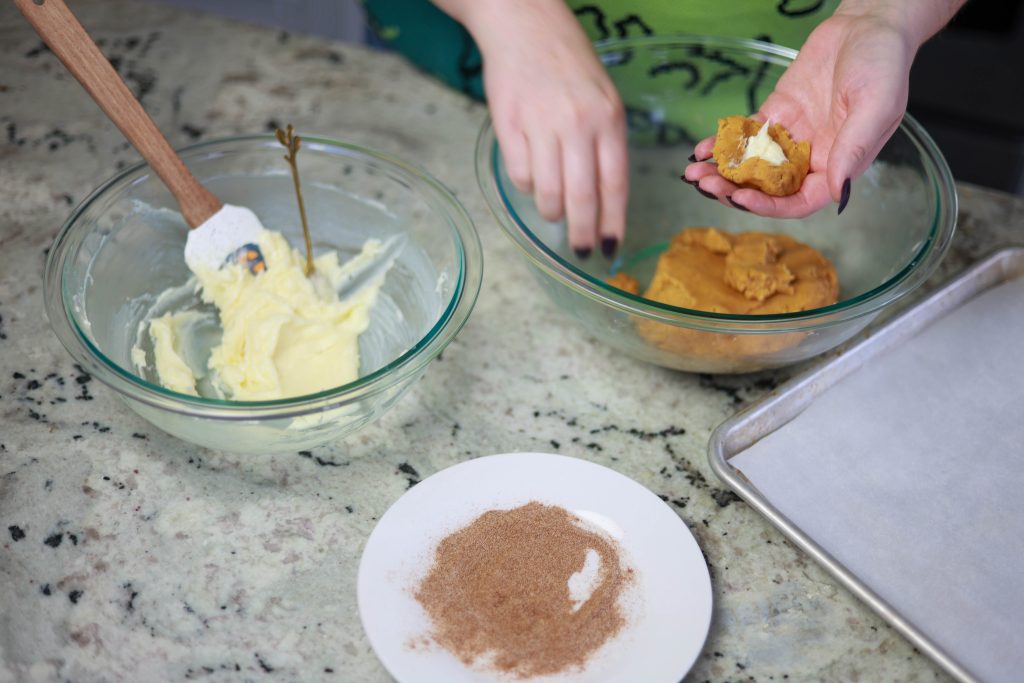 Best Pumpkin Cookes with Cheesecake Filling