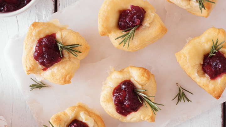 Cranberry Raspberry Brie Bites