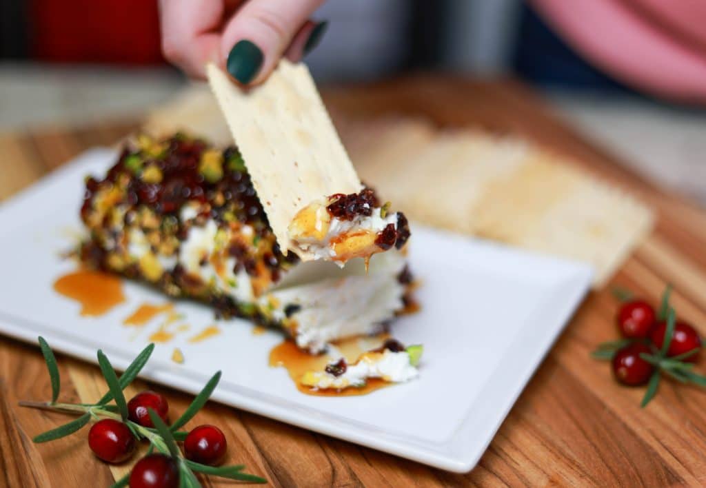 Easy Goat Cheese Appetizer with Cranberries and Pistachios 4 goat cheese appetizer with cranberries and pistachio