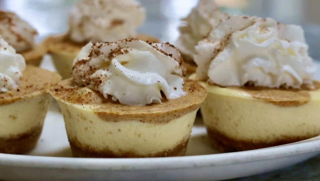 layered pumpkin cheesecake cupcakes
