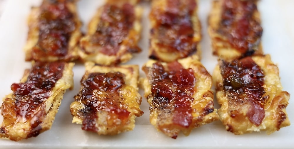 Smoke gouda Bacon Crackers