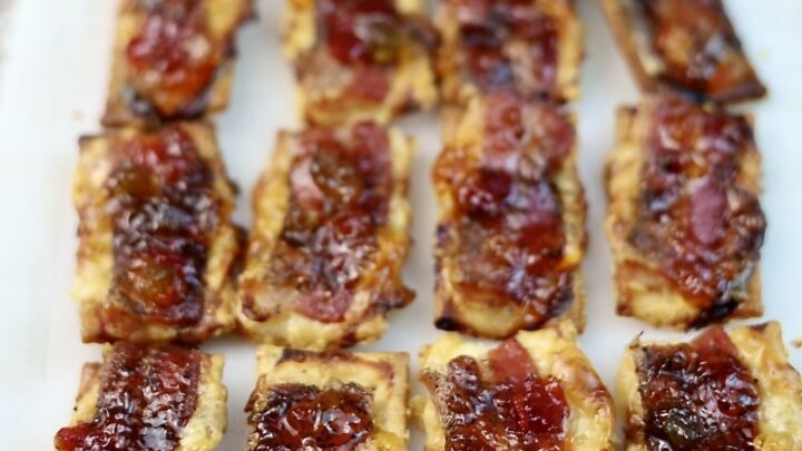 smoked gouda bacon crackers