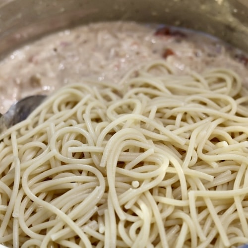 boiled noodles for creamy crockpot chicken spaghetti