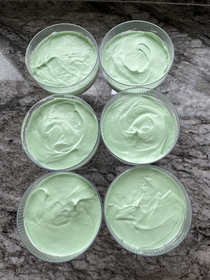 no bake cheesecake cups with no decoration